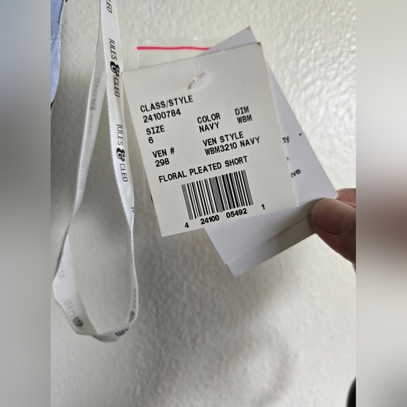 JULES &‎ CLEO (David's Bridal), Plunging Metallic Floral Brocade A-Line Dress, 6 - Picture 16 of 16